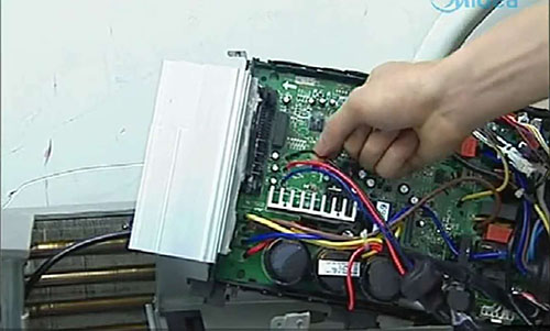 金川美的空调电话是多少